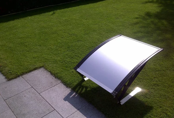 universal-rasenroboter-abdeckung-silbergrau